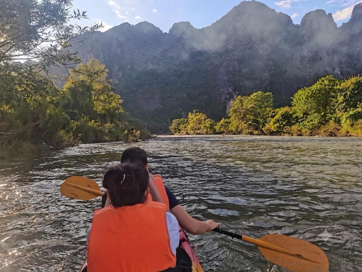 vangvieng Kayaking